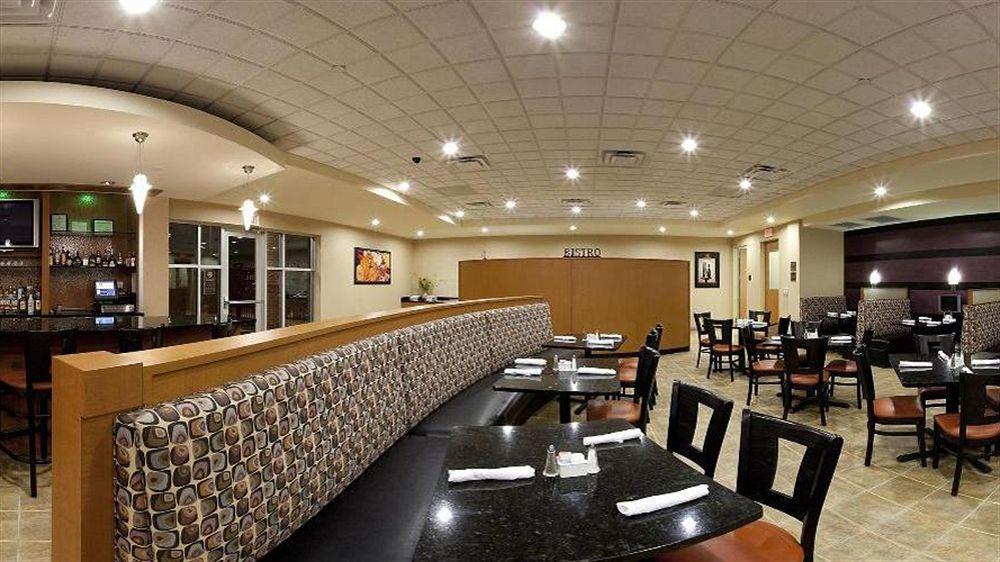 וויליאמסבורג Holiday Inn Hotel & Suites Gateway By Ihg מראה חיצוני תמונה