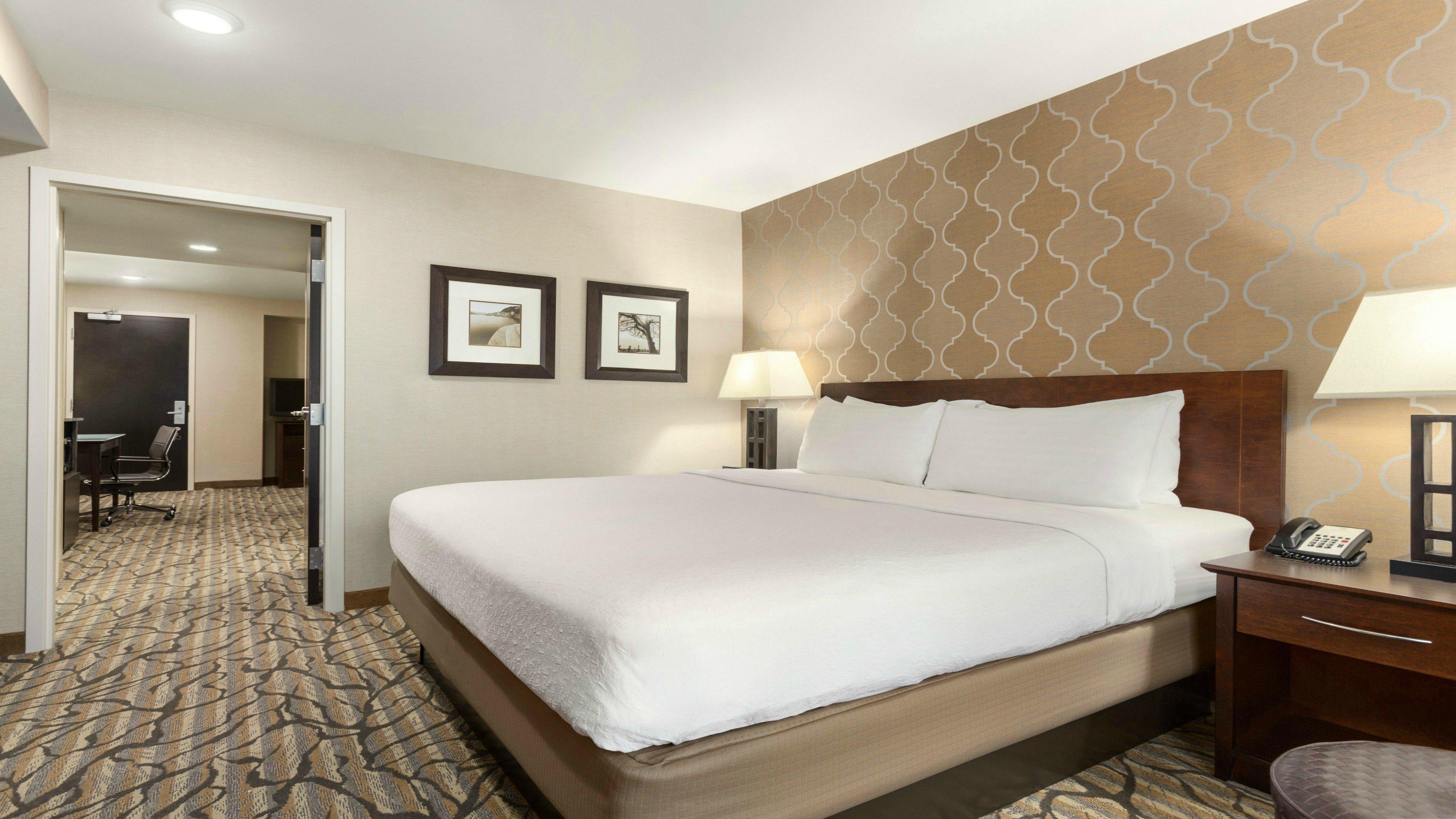 וויליאמסבורג Holiday Inn Hotel & Suites Gateway By Ihg מראה חיצוני תמונה