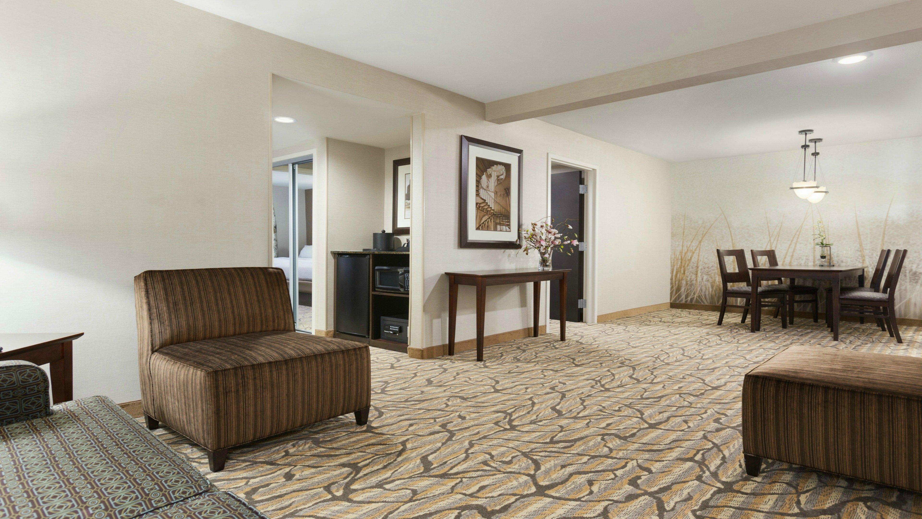 וויליאמסבורג Holiday Inn Hotel & Suites Gateway By Ihg מראה חיצוני תמונה