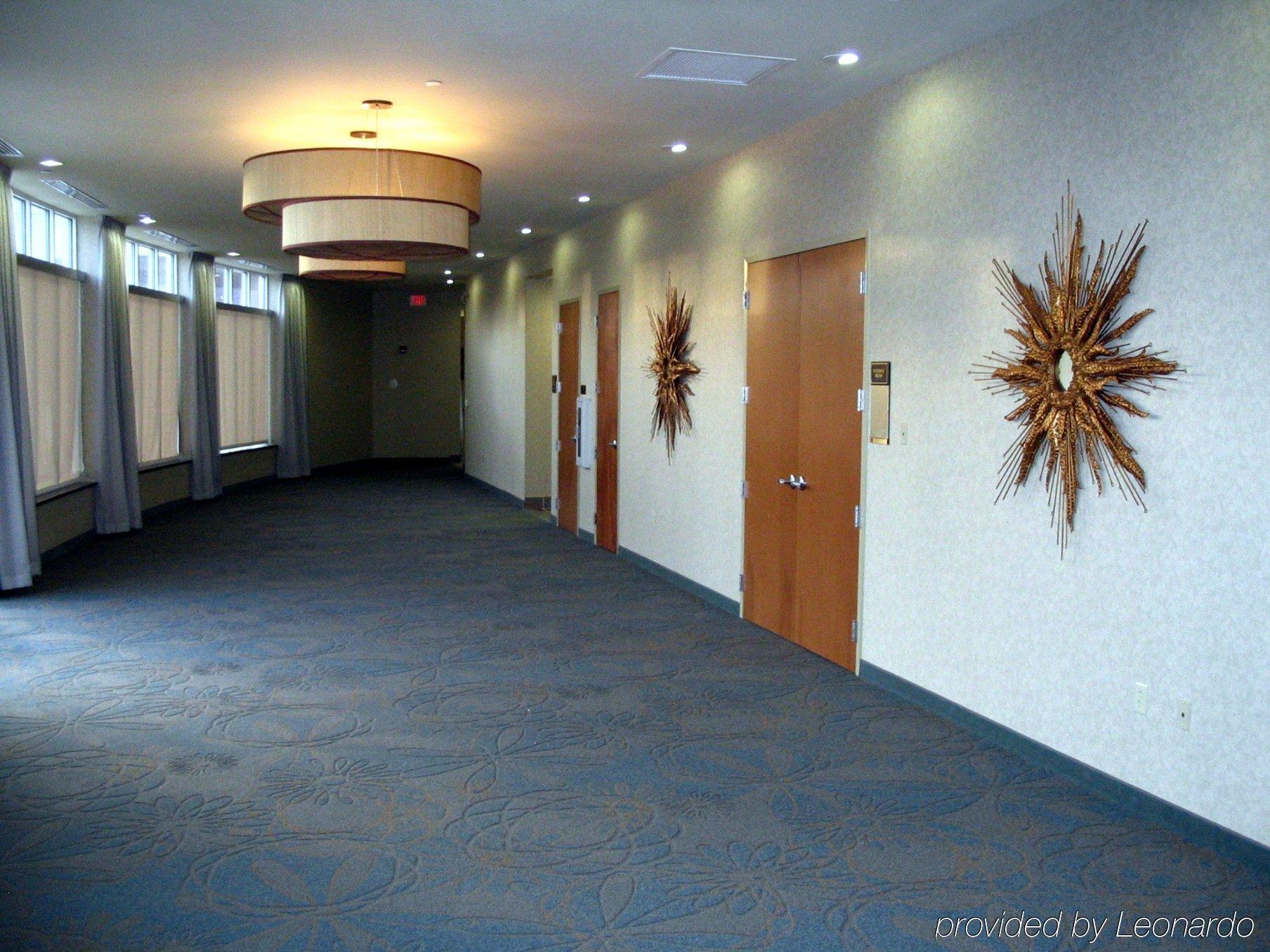 וויליאמסבורג Holiday Inn Hotel & Suites Gateway By Ihg מראה חיצוני תמונה